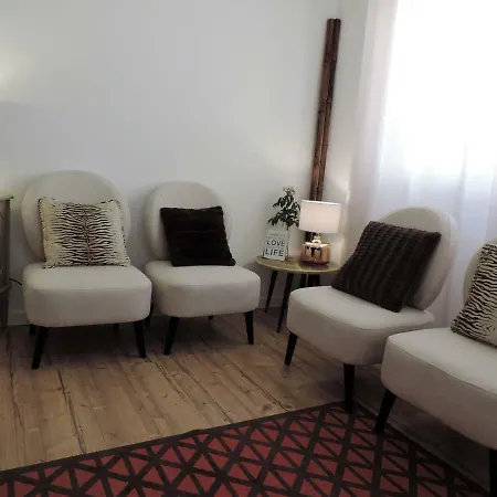 Bliss White House بيت للعطل